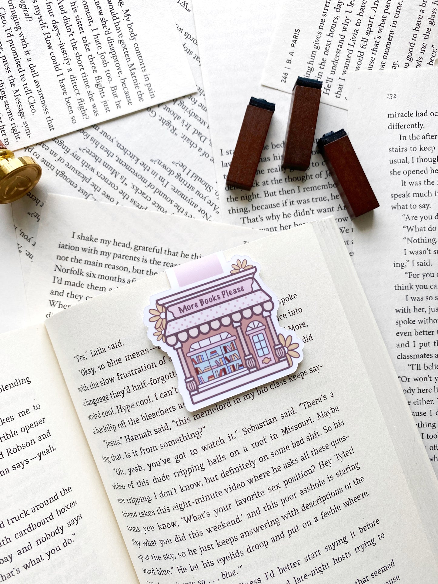 More books please magnetic bookmark